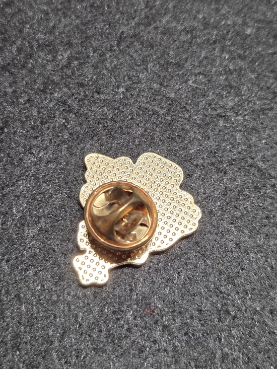 **Festive Enamel Christmas Tree Pin - Green, Yellow, Red** - Picture 2 of 2